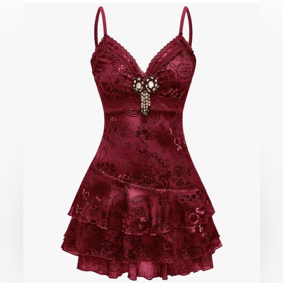 Elegant Burgundy Lace Chemise
